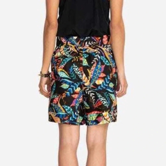 Johnny Was “Jade” Tropical Print Linen Shorts Extra Small EUC! - Picture 2 of 9